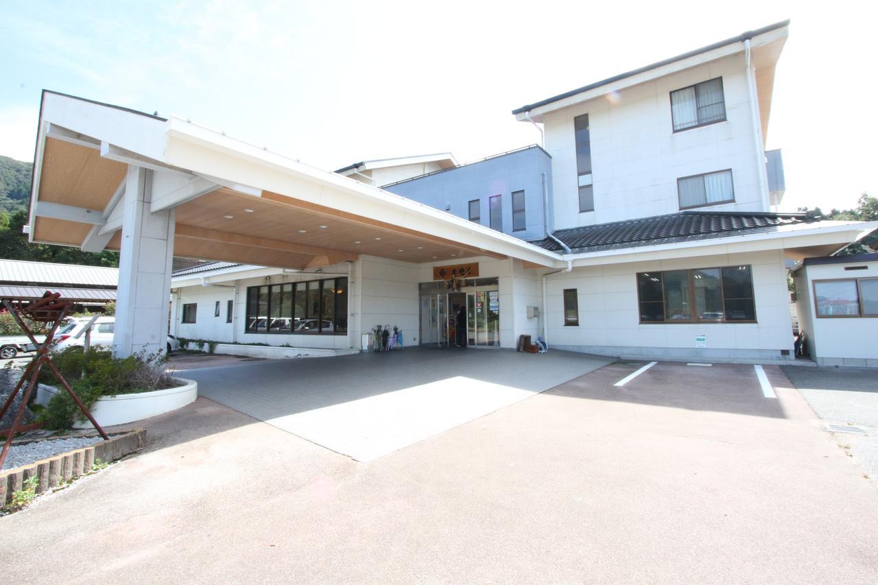 Отель Gokase Onsen Mori No Yado Kijiya Такатихо Экстерьер фото